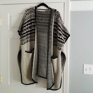Women's Black and Gray Cape